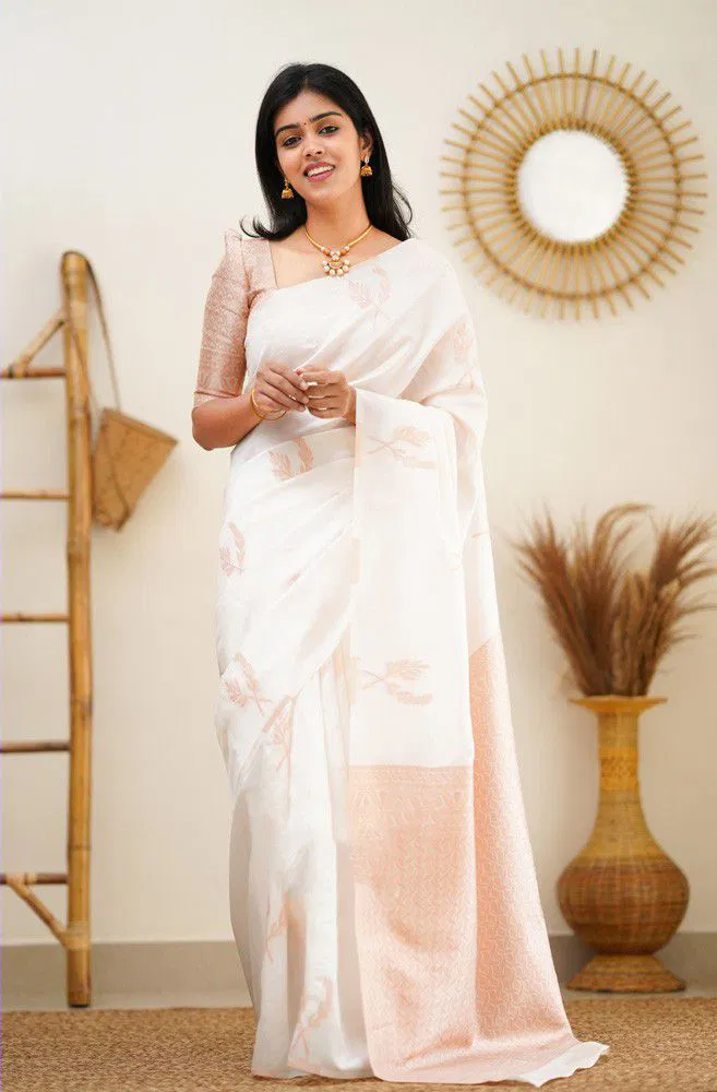 Premium Soft Silk Saree. FALL & PICO Stitched
