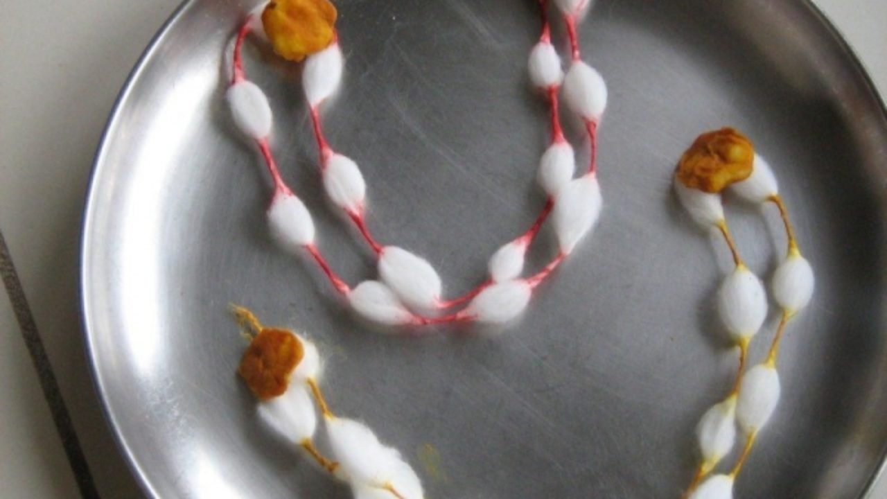 Traditional Kaapas Mala – Pure Cotton Garland for Deity Idols -16 Yele