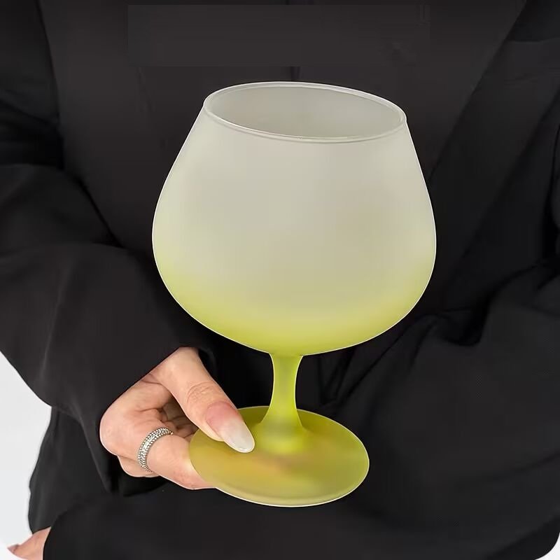 Bakasur Glasses- Aesthetic Glassware Collection - Gradient Frosted Wine Glasses & Textured Pineapple Cups -  Premium Barware for Juice, Cocktails & Home Decor