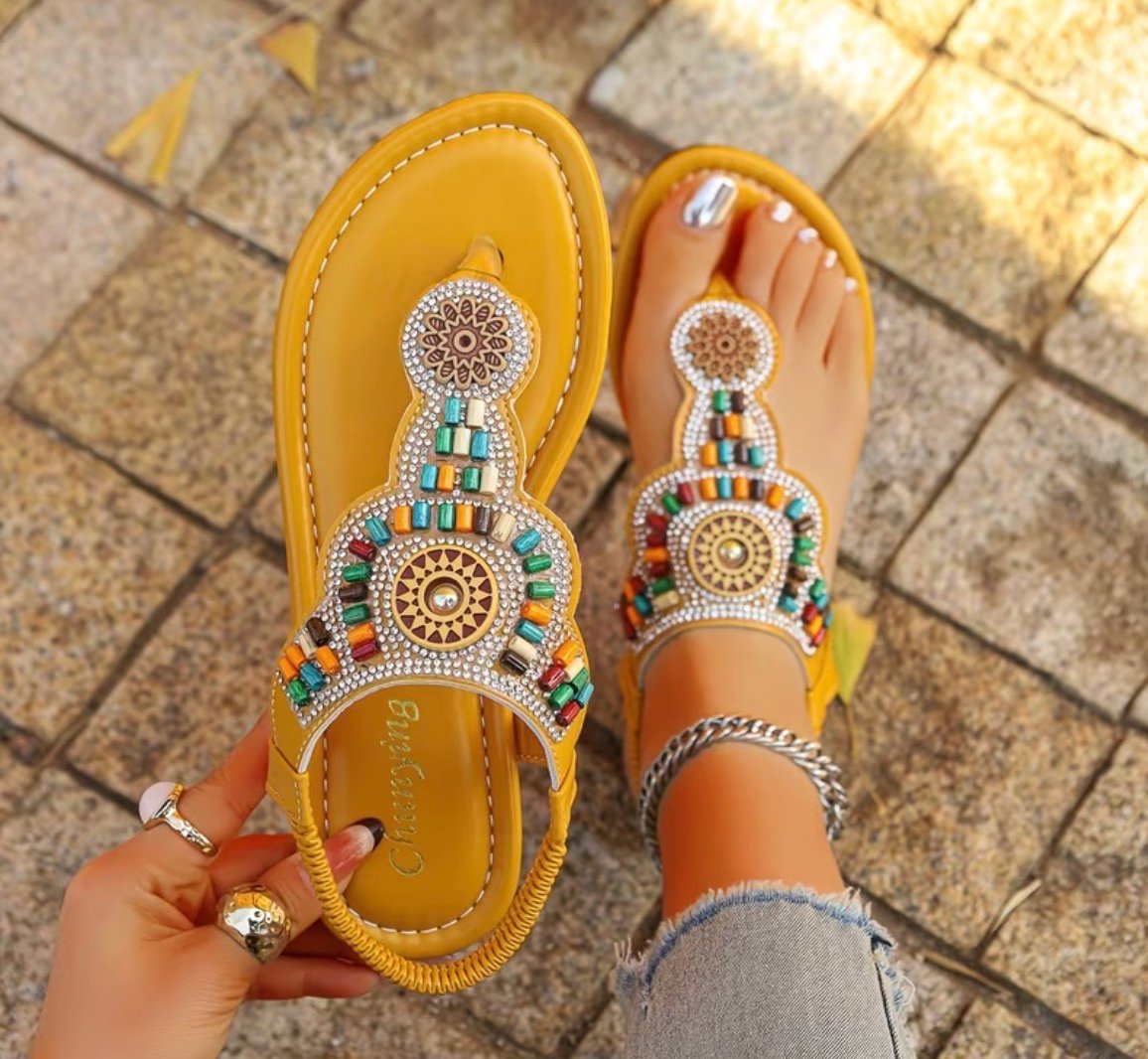 Comfortable and Versatile Toe-Post Bohemian Style Beach Shoes, Vacation Style Version Women's Shoes, New Summer Flat Summer Slippers for Women, Women Shoes