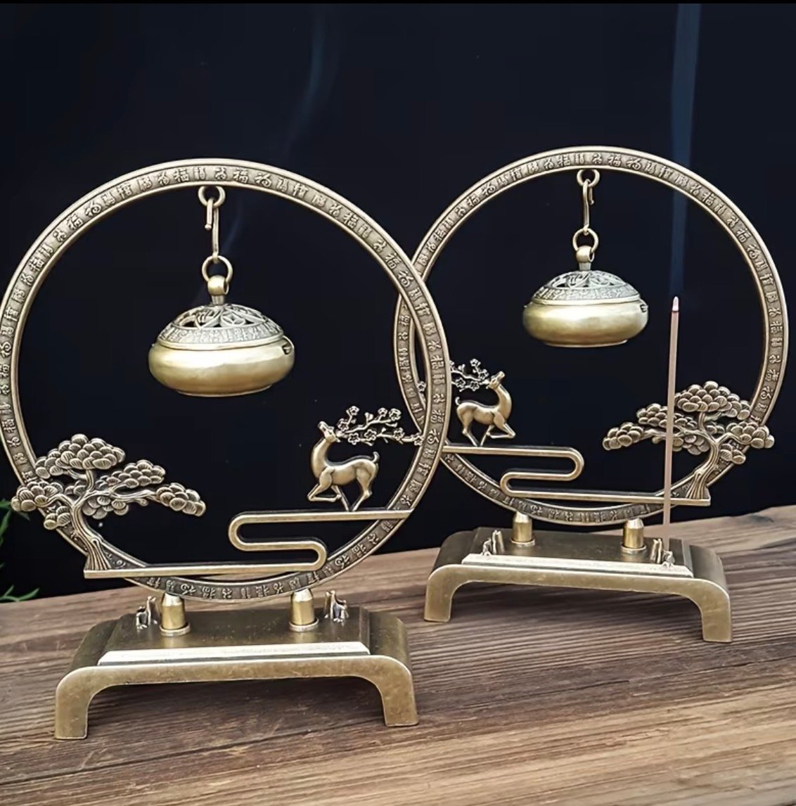 Elegant Metal Incense Burner Circle, Decorative Holder for Sticks & Cones, Ash Catcher for Home Fragrance, Bakhoor, Meditation & Aromatherapy