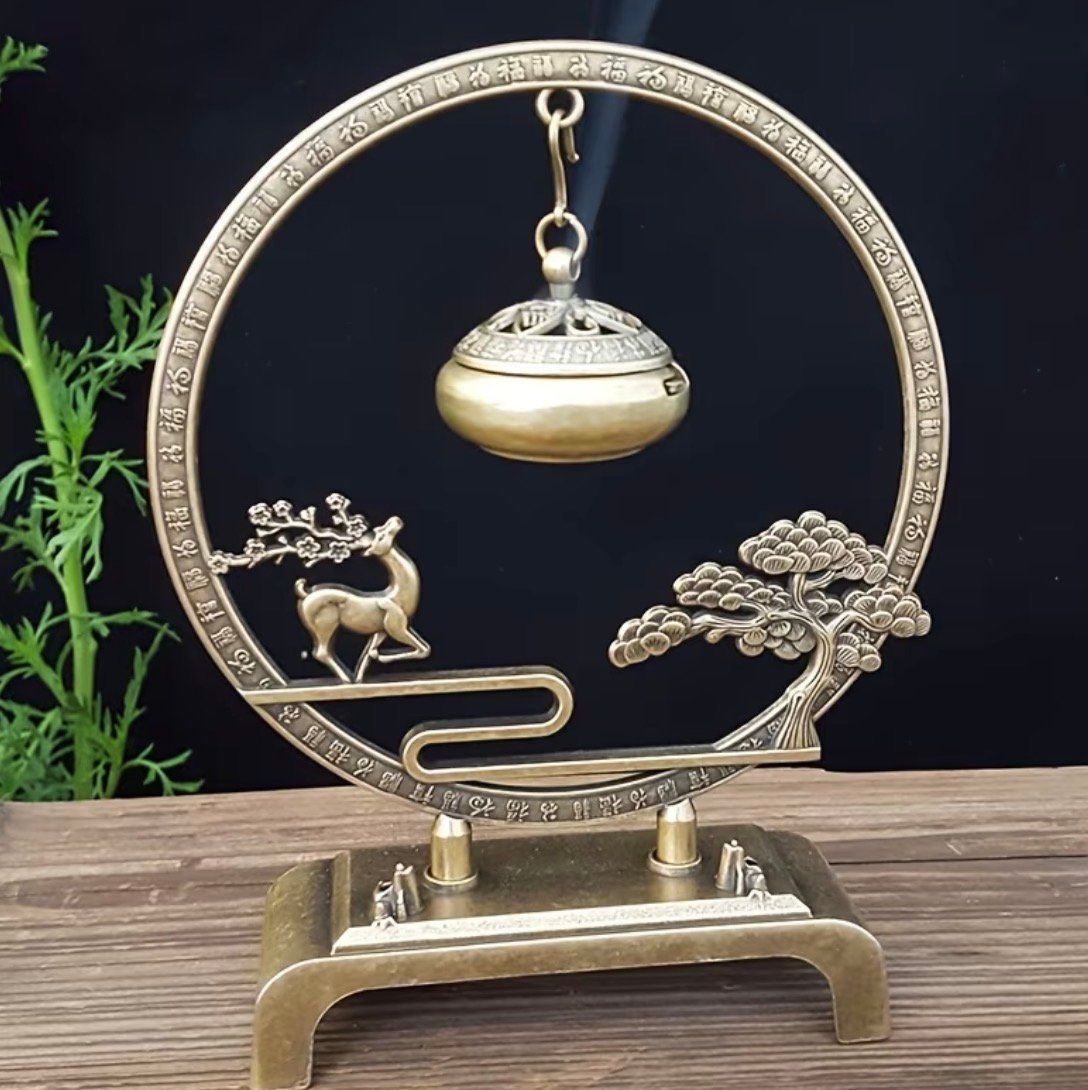 Elegant Metal Incense Burner Circle, Decorative Holder for Sticks & Cones, Ash Catcher for Home Fragrance, Bakhoor, Meditation & Aromatherapy